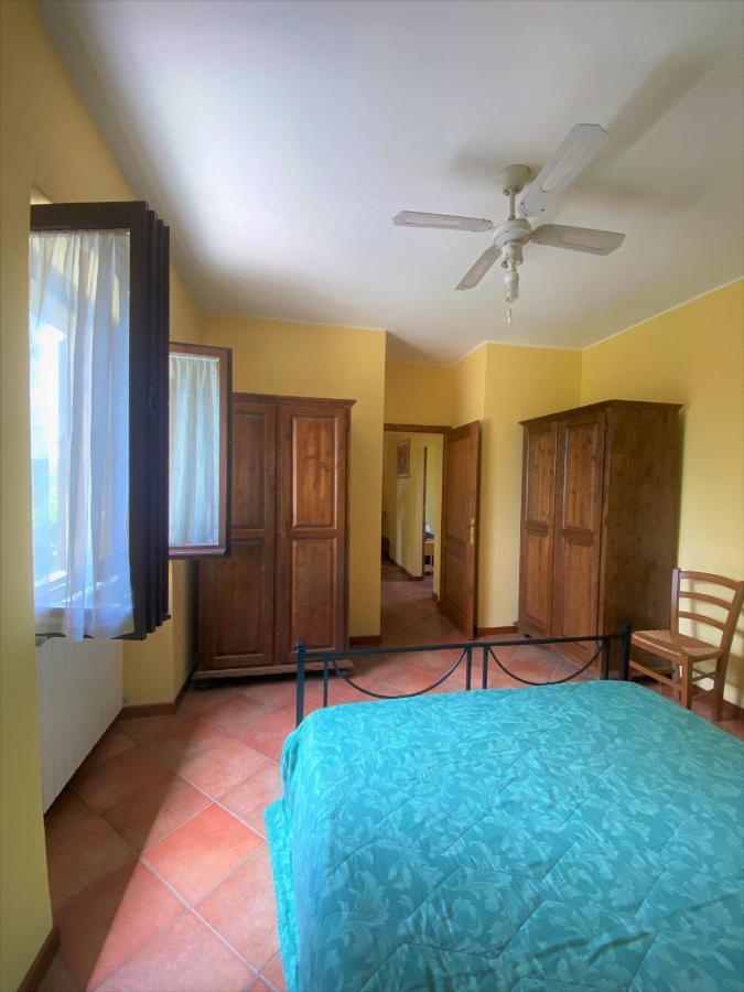 "Villa Bizzi" Monte Castelli Luaran gambar