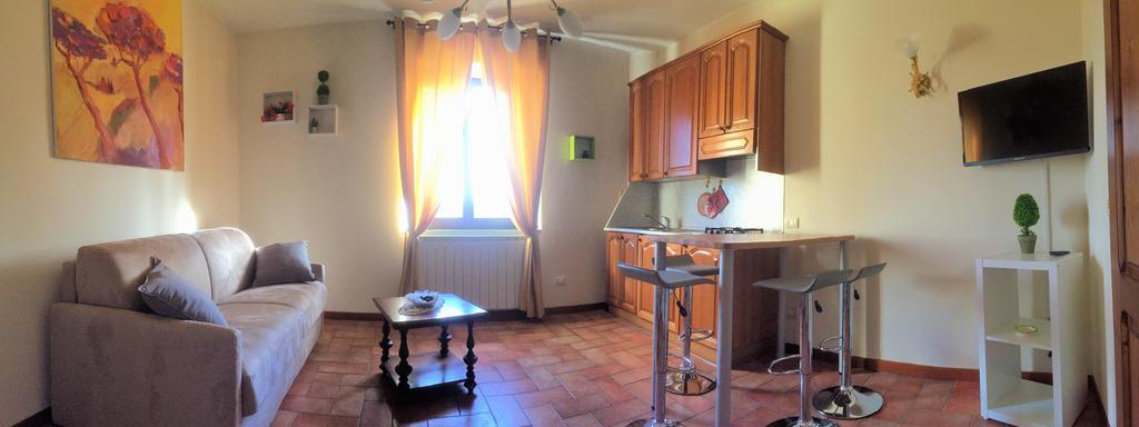 "Villa Bizzi" Monte Castelli Luaran gambar